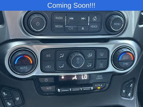 Used 2019 Chevrolet Suburban Premier RWD image 23