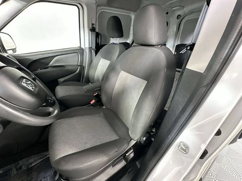 Used 2022 RAM ProMaster City Tradesman FWD image 13