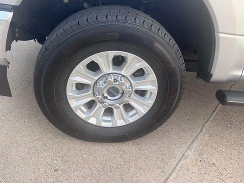 Used 2022 Ford F250 XL w/ STX Appearance Package image 9