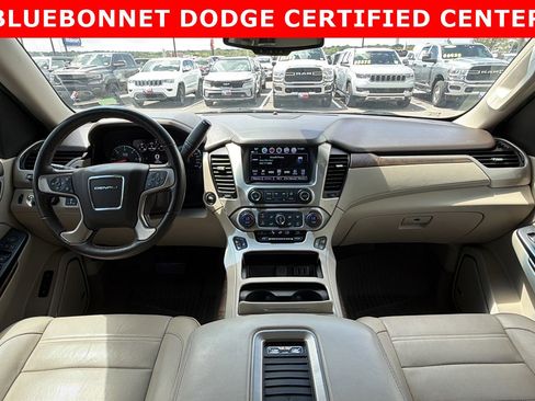 Used 2018 GMC Yukon Denali w/ Denali Ultimate Package AWD/4WD image 23