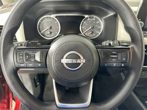 Used 2023 Nissan Rogue SV image 20