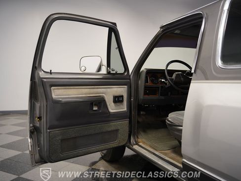 Used 1990 Dodge Ramcharger 2WD image 36