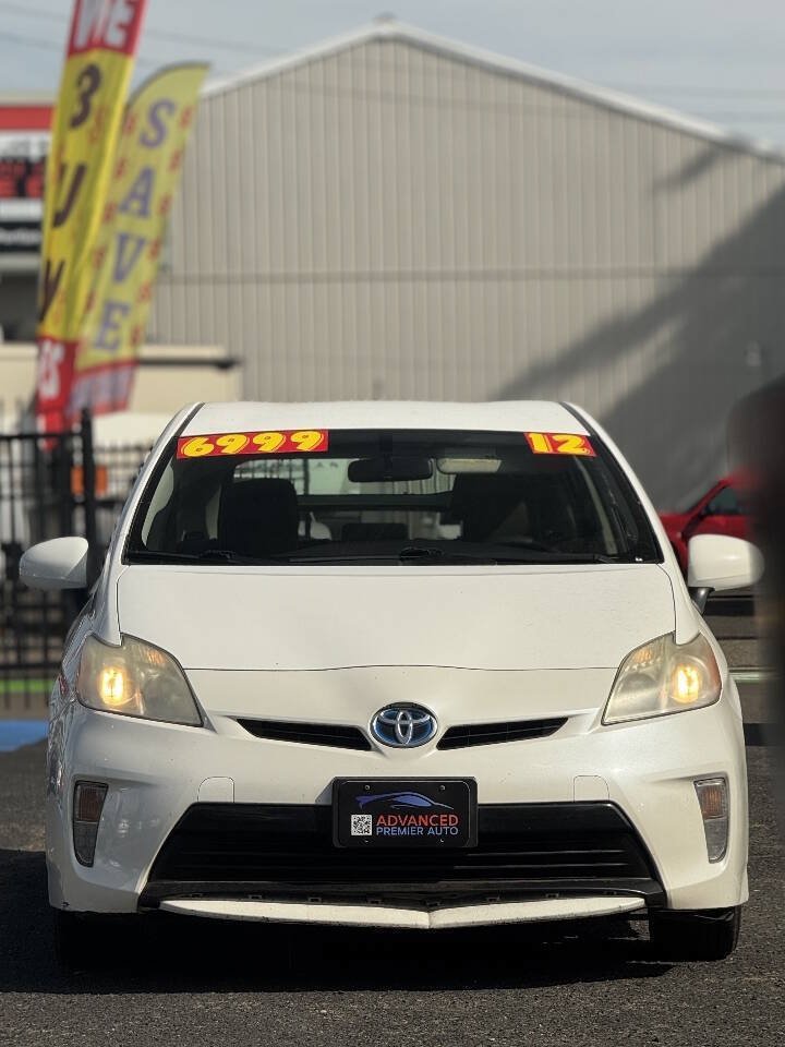 Used 2012 Toyota Prius Two FWD image 2