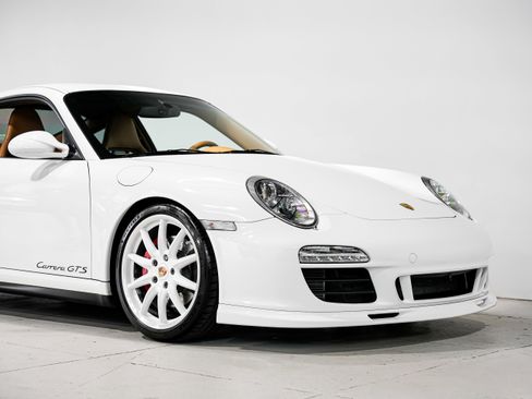 Used 2011 Porsche 911 Carrera GTS image 44