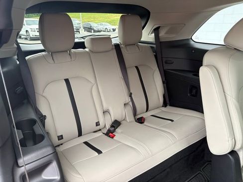 Used 2025 MAZDA CX-90 Plug-In Hybrid w/Premium Sport image 32