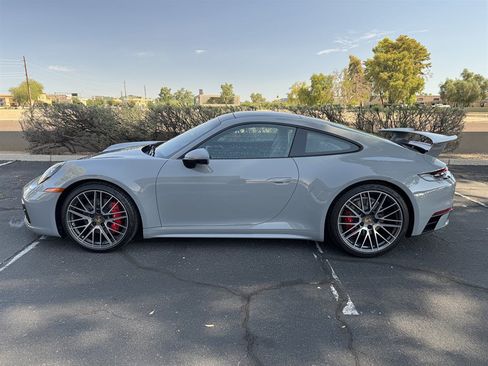 Used 2024 Porsche 911 Carrera 4S w/ Premium Package AWD/4WD image 13