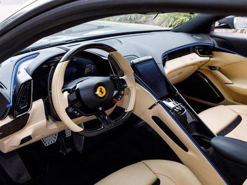 Used 2023 Ferrari Roma RWD image 26