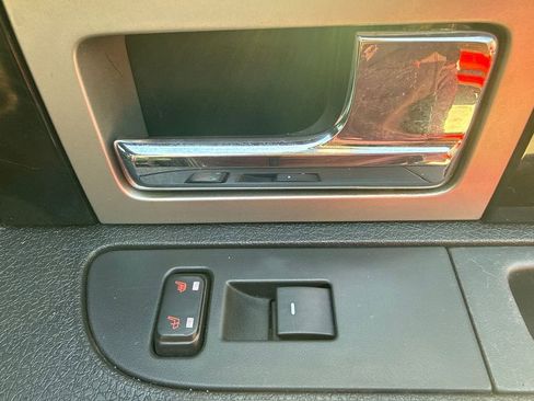 Used 2012 Ford F150 Platinum image 18