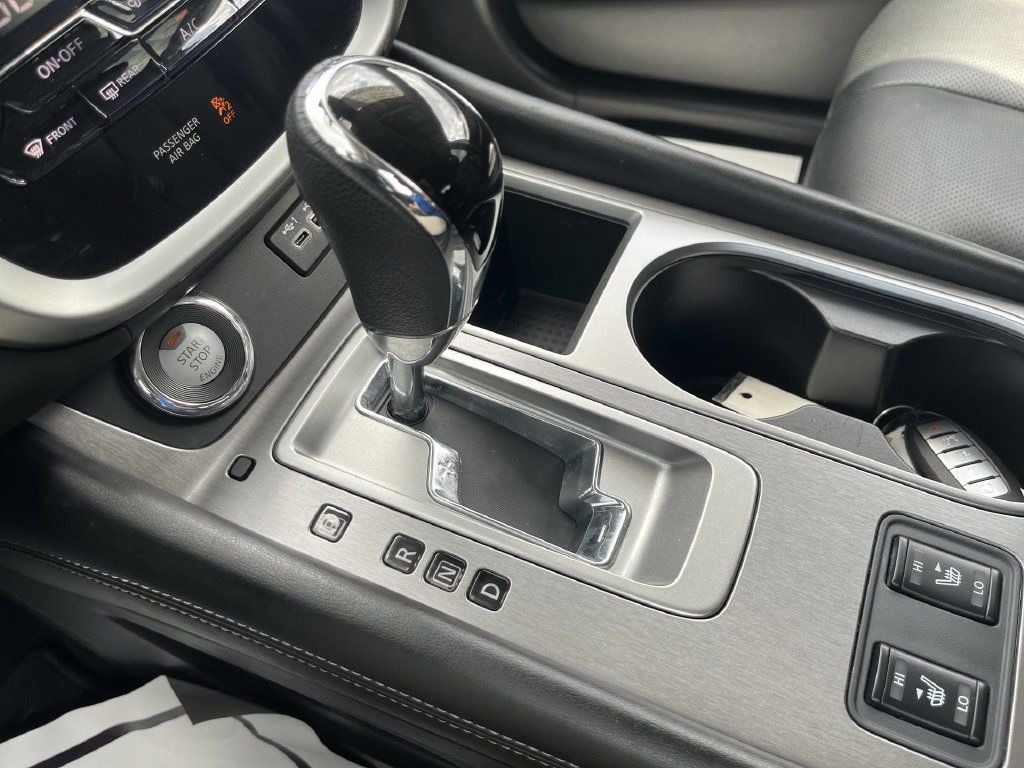 Used 2023 Nissan Murano SL w/ SL Moonroof Package FWD image 22