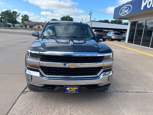 Used 2017 Chevrolet Silverado 1500 LT w/ All Star Edition AWD/4WD image 8