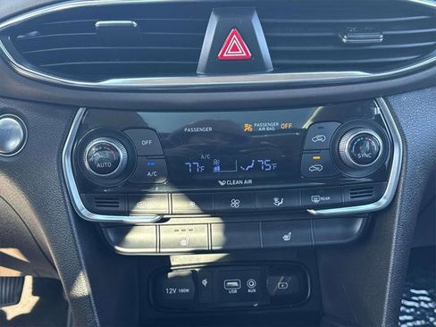 Used 2020 Hyundai Santa Fe SEL image 29