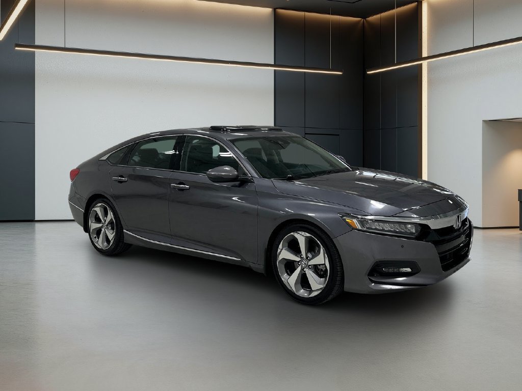 Used 2018 Honda Accord Touring image 8