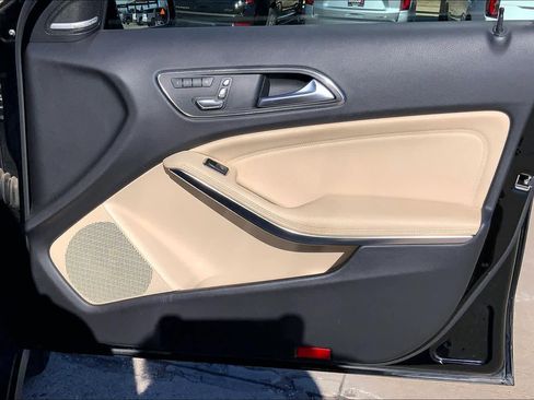 Used 2018 Mercedes-Benz GLA 250 image 22