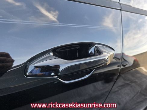 Used 2023 Kia Sportage SX FWD image 9