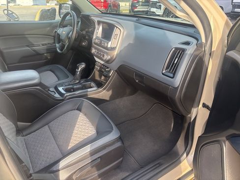 Used 2022 Chevrolet Colorado Z71 image 8