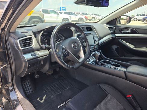Used 2020 Nissan Maxima 3.5 S w/ Floor Mat Group FWD image 11
