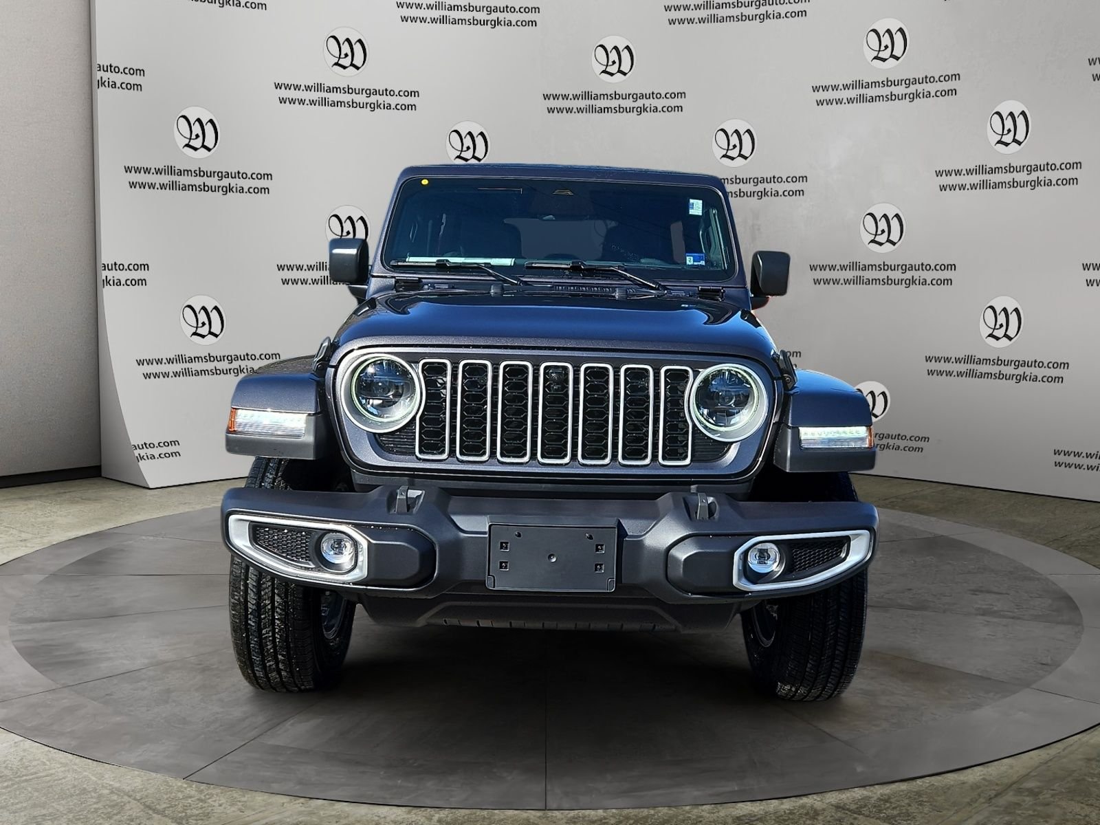 New 2026 Jeep Wrangler Unlimited Sahara AWD/4WD image 8