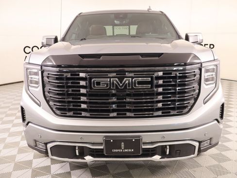 Used 2025 GMC Sierra 1500 Denali Ultimate AWD/4WD image 10