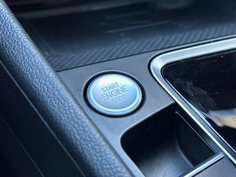 Used 2020 Volkswagen Jetta SEL image 21