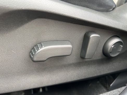 Used 2023 Subaru Forester Limited image 10