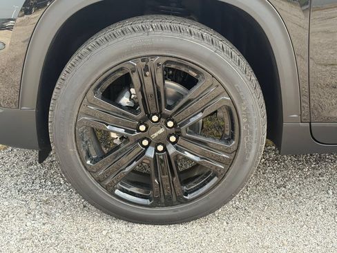 New 2026 GMC Acadia Elevation w/ Black Edition AWD/4WD image 9