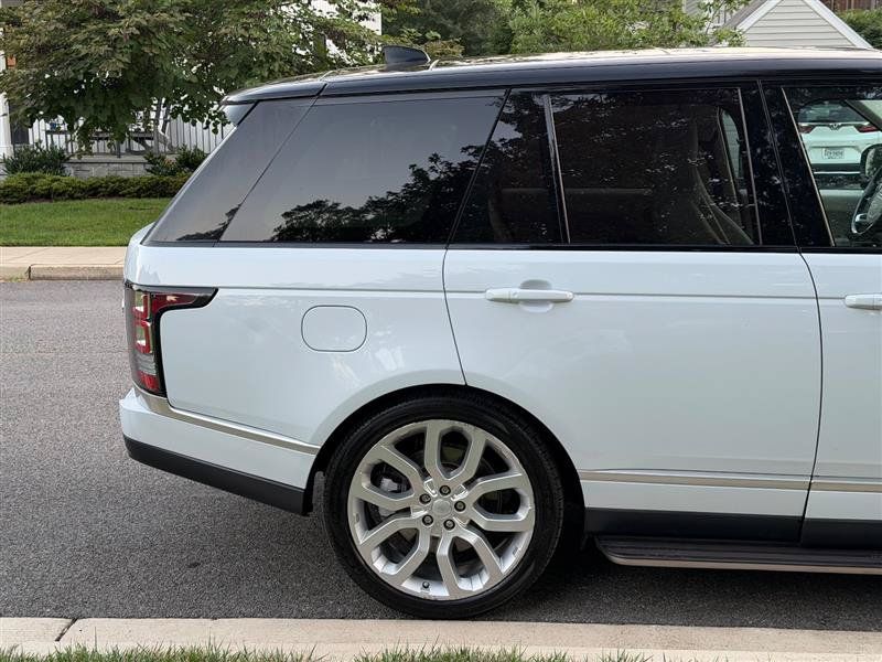 Used 2017 Land Rover Range Rover Supercharged AWD/4WD image 6