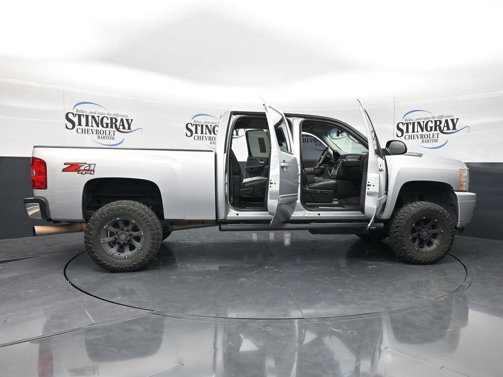 Used 2012 Chevrolet Silverado 2500 LTZ w/ LTZ Plus Package AWD/4WD image 37