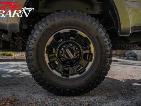 Used 2022 Ford F350 Platinum image 15