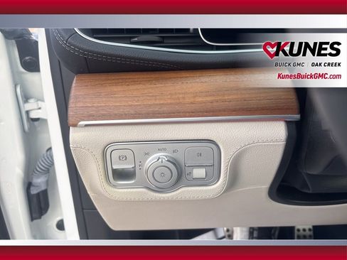 Used 2022 Mercedes-Benz GLS 450 4MATIC image 18