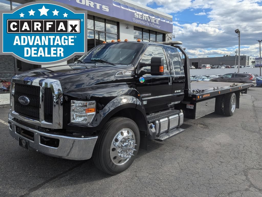 Used 2019 Ford F650 2WD SuperCab Super Duty image 2