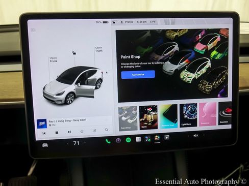 Used 2022 Tesla Model Y Long Range AWD/4WD image 21