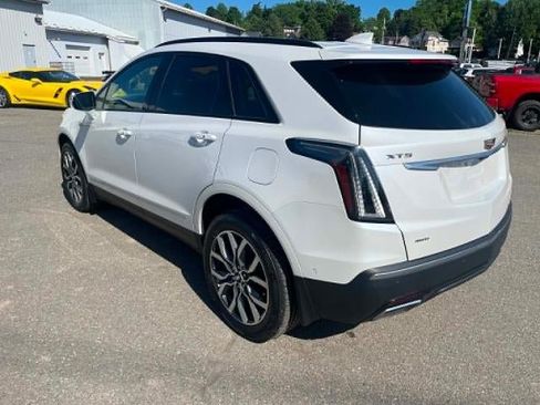 Used 2023 Cadillac XT5 Sportv w/ Platinum Package AWD/4WD image 3