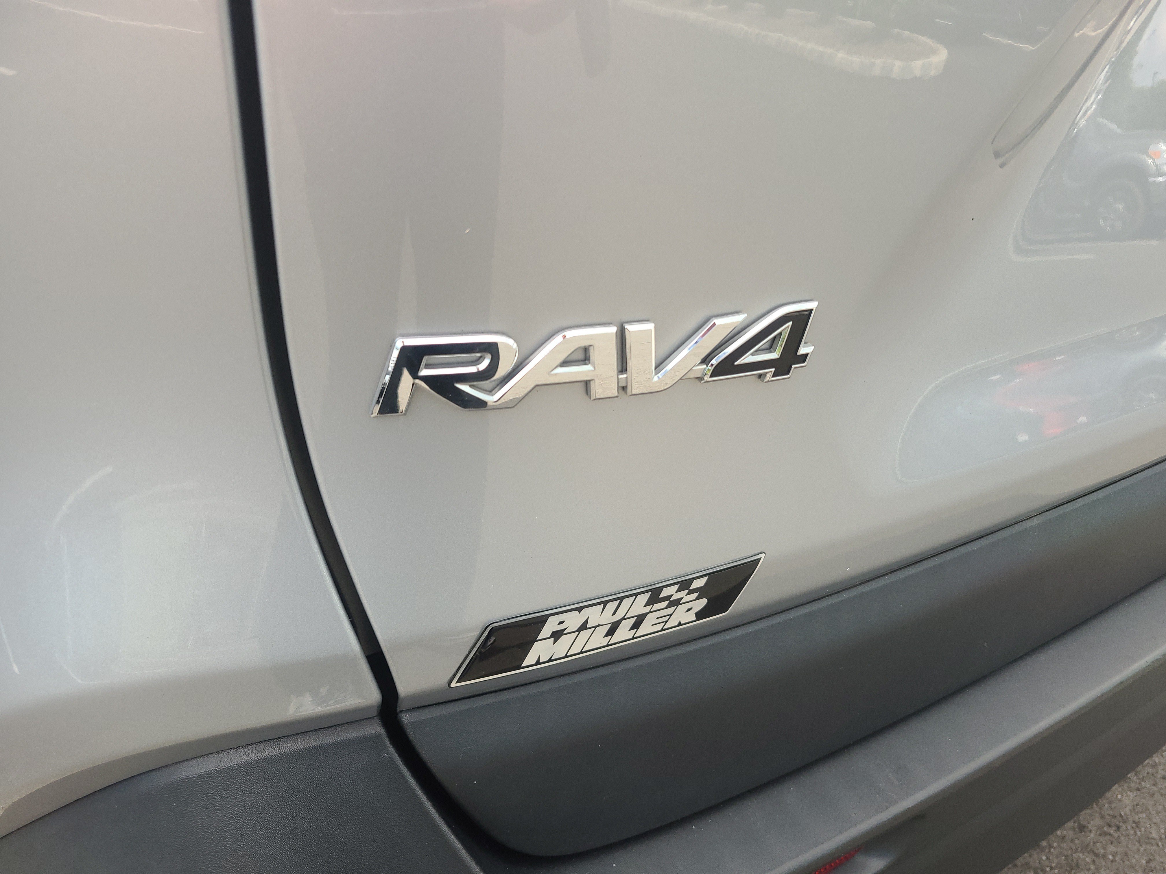 Certified 2025 Toyota RAV4 XLE AWD/4WD image 28