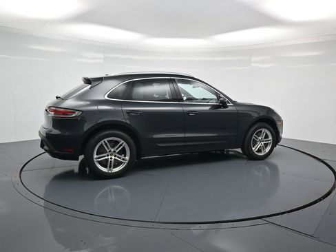 Used 2026 Porsche Macan image 31