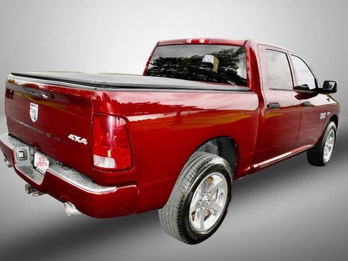Used 2016 RAM 1500 Express AWD/4WD image 7