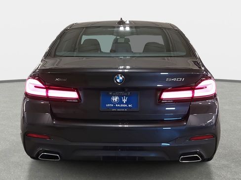 Used 2023 BMW 540i xDrive w/ M Sport Package image 6
