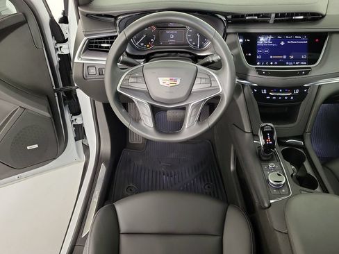 Used 2024 Cadillac XT5 Luxury FWD image 15