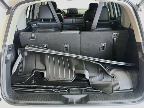 Used 2025 Honda Pilot EX-L image 25
