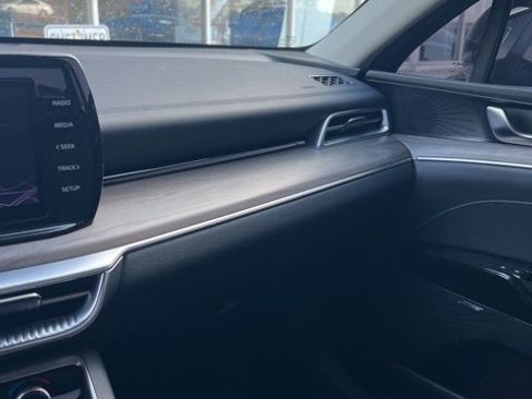 Used 2024 Kia K5 EX w/ EX Premium Package image 16