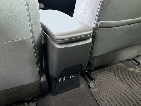Used 2023 Toyota Prius Prime FWD image 28