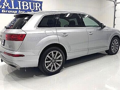 Used 2019 Audi Q7 3.0T Premium Plus image 12