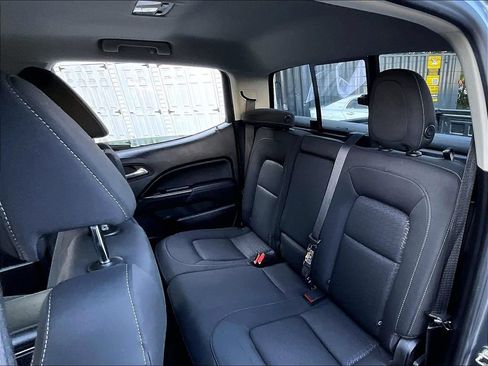 Used 2020 GMC Canyon SLE w/ Elevation Edition AWD/4WD image 14