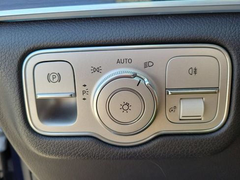 Used 2022 Mercedes-Benz GLE 350 4MATIC image 25