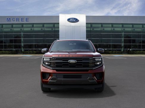 New 2027 Ford Expedition Platinum w/ Stealth Appearance Package AWD/4WD image 3