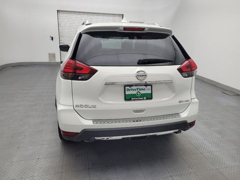 Used 2017 Nissan Rogue SV AWD/4WD image 6