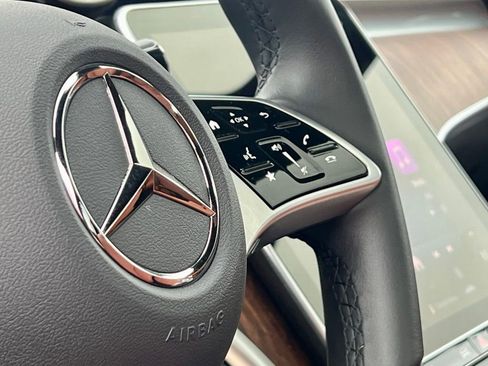 Certified 2026 Mercedes-Benz C 300 4MATIC Sedan image 38