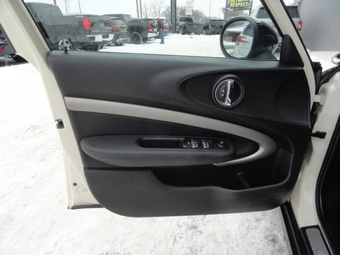 Used 2017 MINI Cooper Clubman S image 13