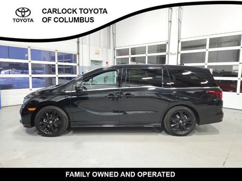Used 2024 Honda Odyssey Sport image 2