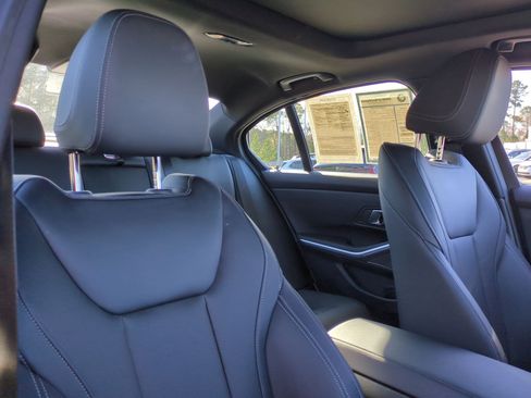 Used 2025 BMW M340i RWD image 32