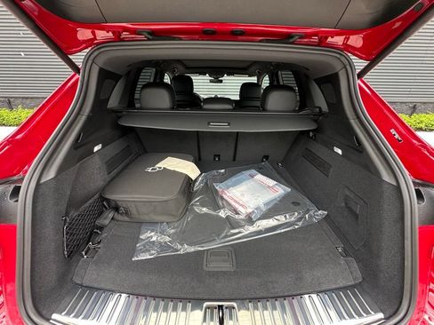 Certified 2025 Porsche Cayenne E-Hybrid AWD/4WD image 37